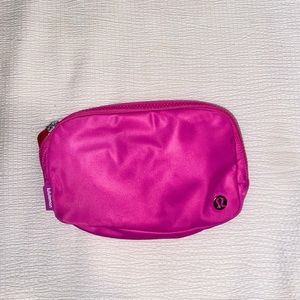 Lululemon Belt Bag Sonic Pink OS